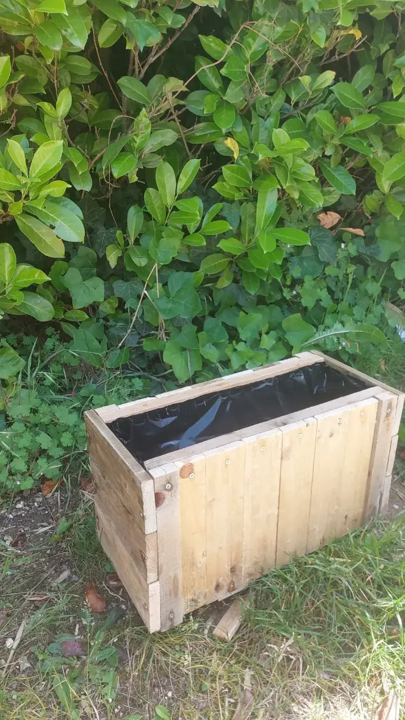 Jardinière en bois